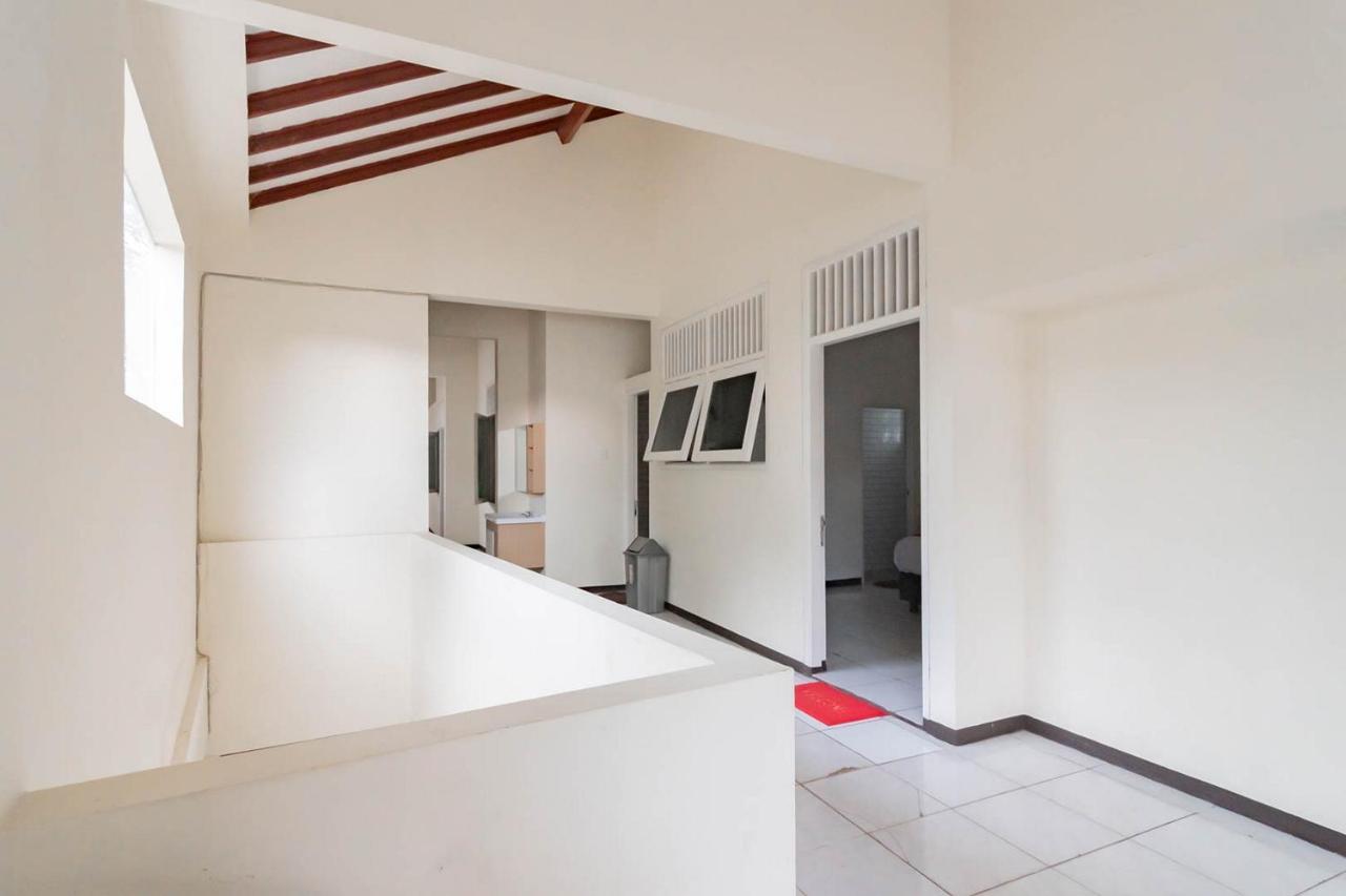 Reddoorz Plus @ Pakuan Residence Tajur Bogor Exterior photo