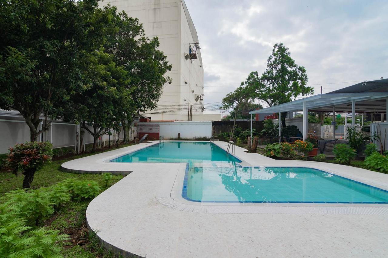 Reddoorz Plus @ Pakuan Residence Tajur Bogor Exterior photo